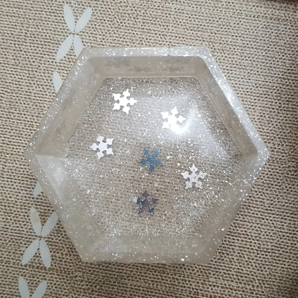 Handmade box and earrings set. - Picture 8 of 9